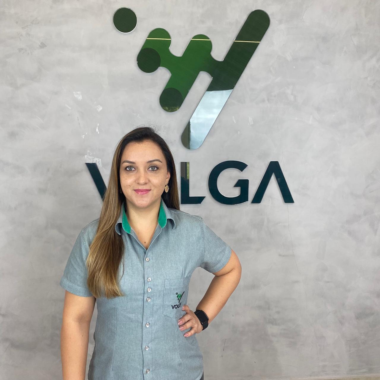 Michelle Lemes em um registro profissional na Volga